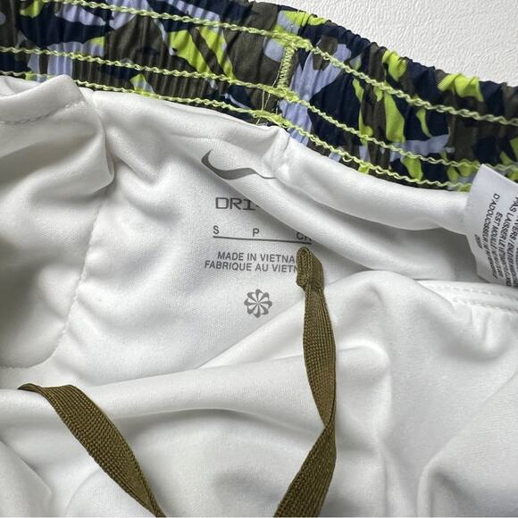 Nike Kids  Dri-Fit Running Training Logo Swoosh Athletic Sporty Shorts  Sz S - Picture 7 of 10